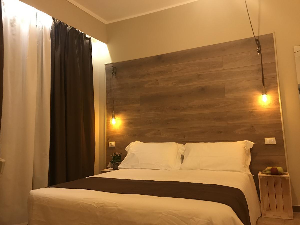 Hotel Raphael Бордихера Екстериор снимка