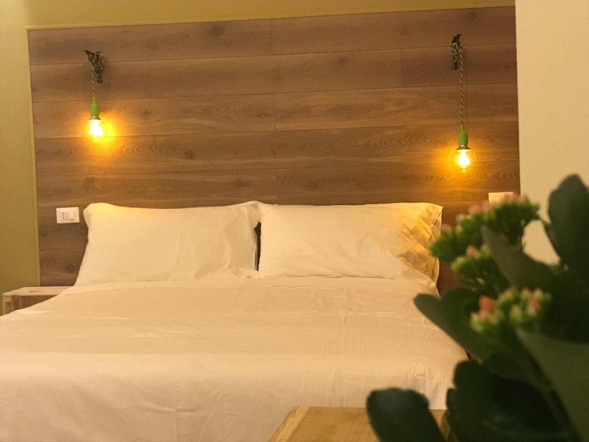 Hotel Raphael Бордихера Екстериор снимка