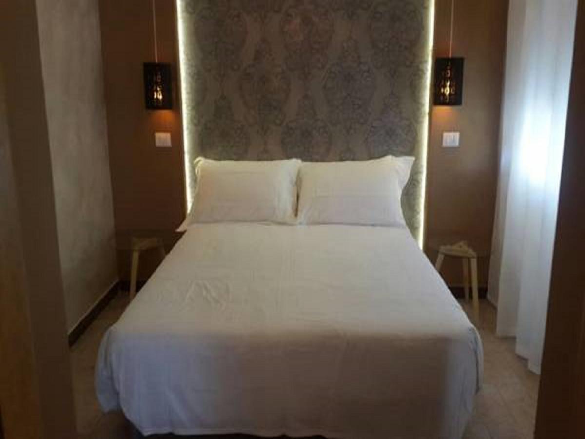 Hotel Raphael Бордихера Екстериор снимка
