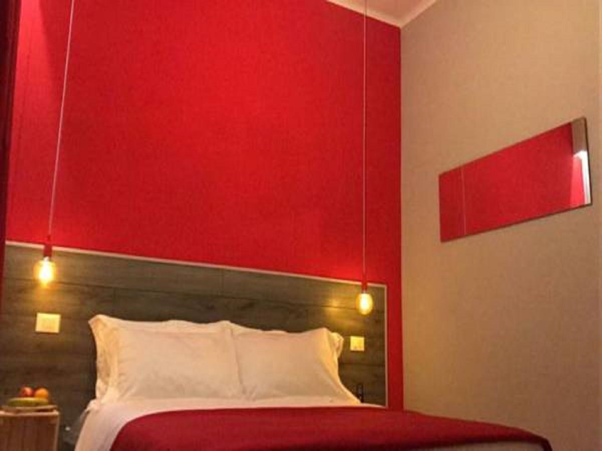 Hotel Raphael Бордихера Екстериор снимка