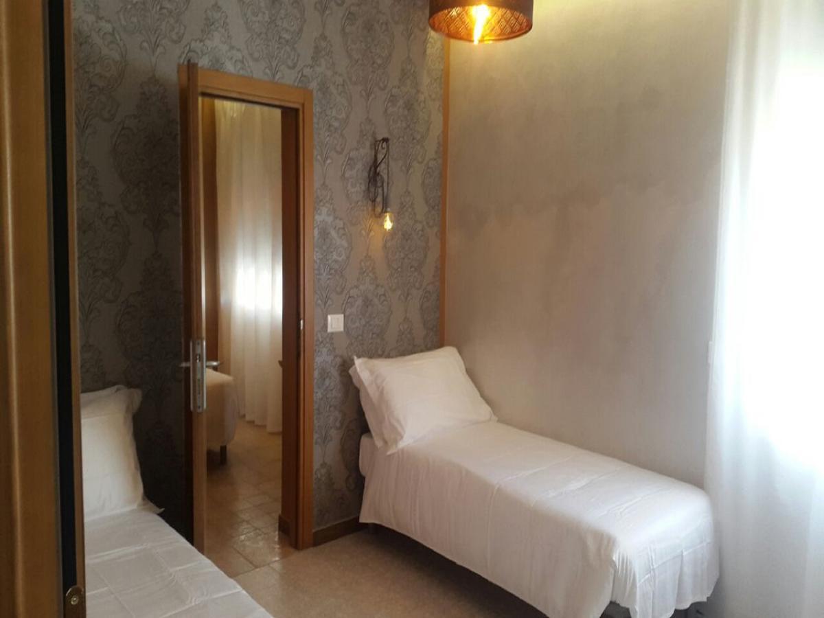 Hotel Raphael Бордихера Екстериор снимка