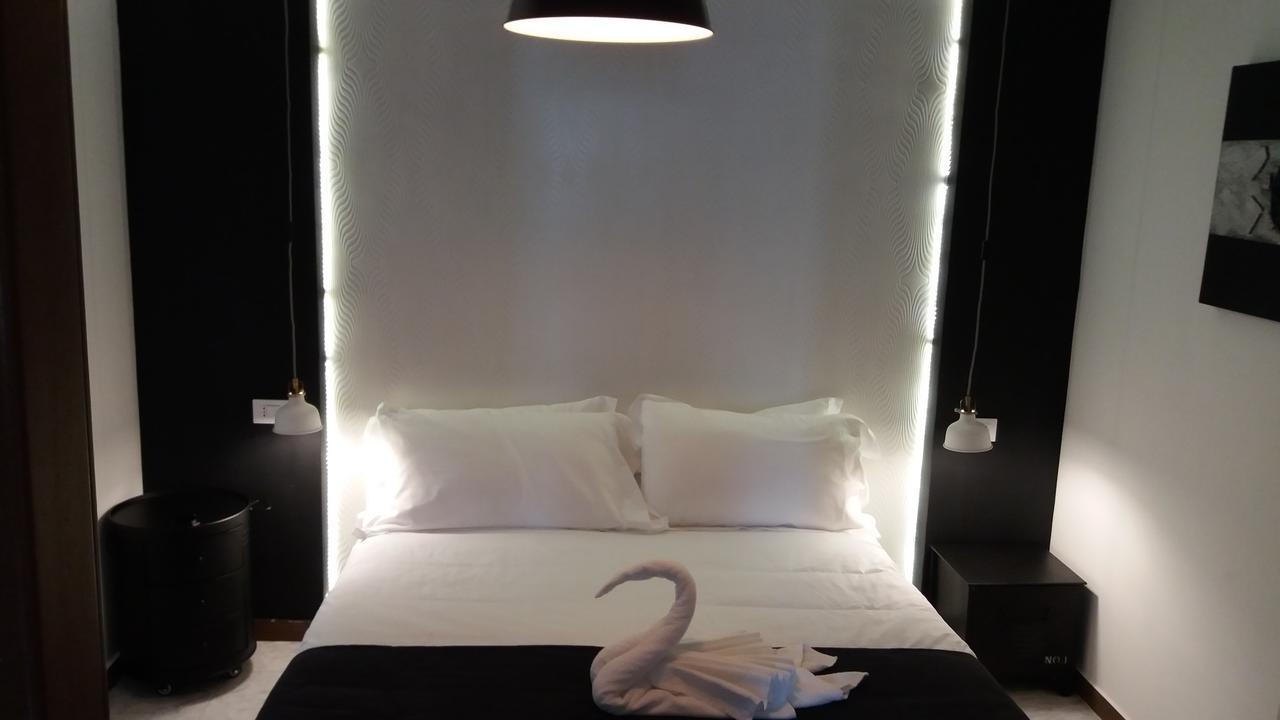 Hotel Raphael Бордихера Екстериор снимка