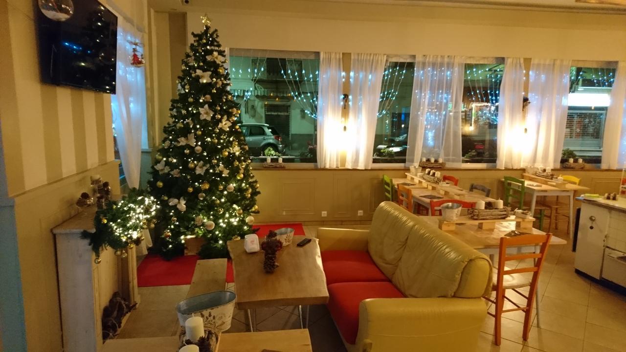 Hotel Raphael Бордихера Екстериор снимка