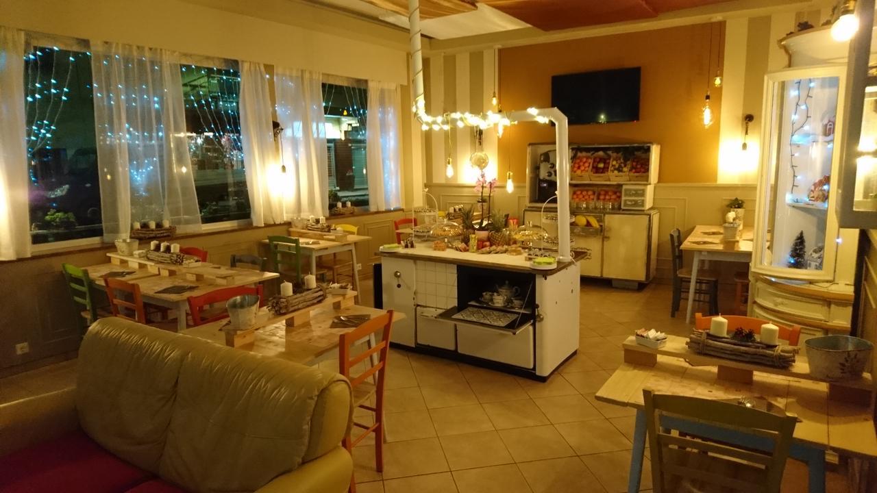 Hotel Raphael Бордихера Екстериор снимка